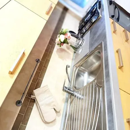Apartament A Con Giardino *